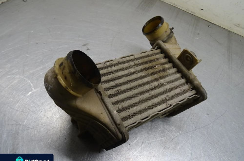 SEAT TOLEDO I LIFT 95-98 1.9 TDI INTERCOOLER CHŁODNICA POWIETRZA 1L0145805C