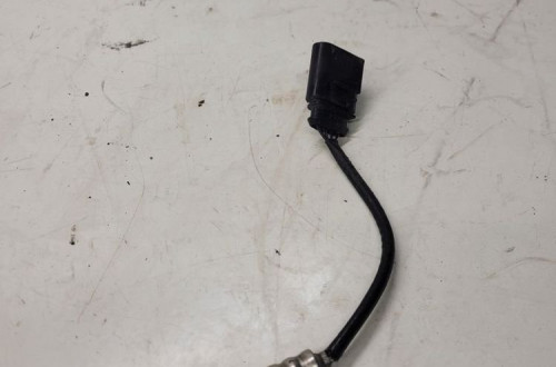 CZUJNIK TEMPERATURY SPALIN SONDA 03C906262