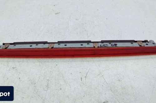 TRZECIE ŚWIATŁO STOP STOPU A6 C6 AVANT 4F9945097