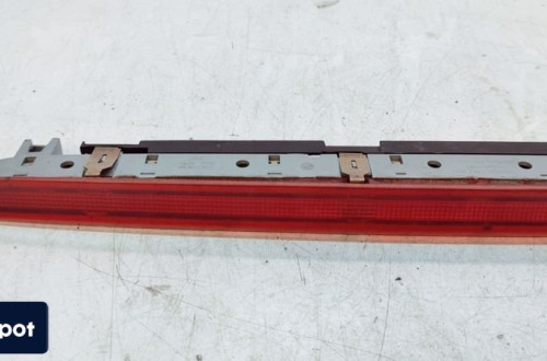 TRZECIE ŚWIATŁO STOP STOPU A6 C6 AVANT 4F9945097