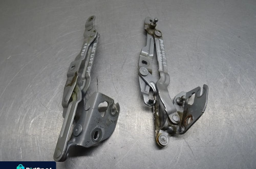 AUDI A4 B5 LIFT 1.9TDI ZAWIASY KLAPY BAGAŻNIKA