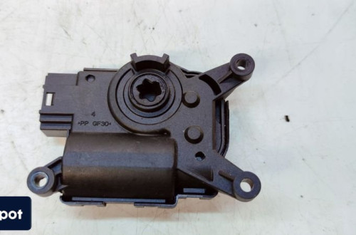 SILNICZEK NAGRZEWNICY AUDI A3 8V VOLKSWAGEN SEAT SKODA 2Q0907511F