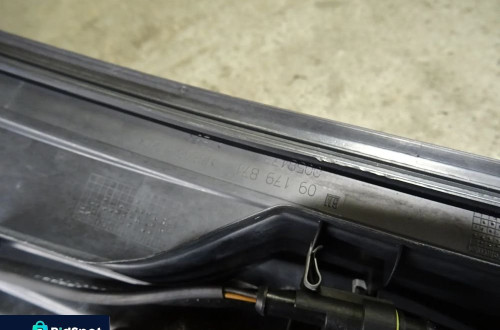 OPEL VECTRA C GTS LIFT 05-08 PODSZYBIE 09179871