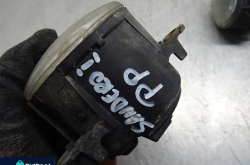 DACIA SANDERO 08-12 HALOGEN LEWY PRZÓD