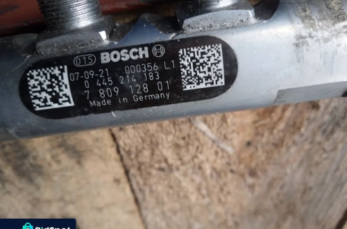 bmw e60 e61 e90 x3 listwa wtryskow czujnik cisnienia paliwa 0281002870 7809128 0281002988