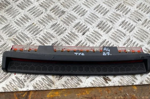 audi a4 b7 sedan lampa lampka trzecie swiatlo stop stop