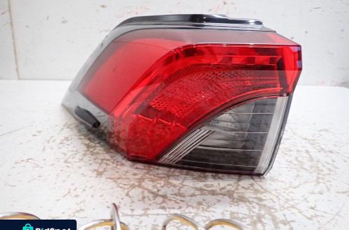 Lampa tył tylna lewa TOYOTA RAV4 V 2019- 81560-42230