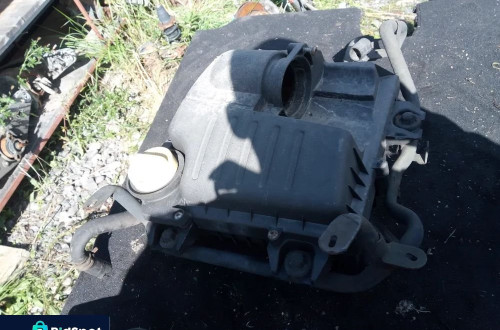 trafic vivaro 2.0dci obudowa filtra powietrza 8200760899