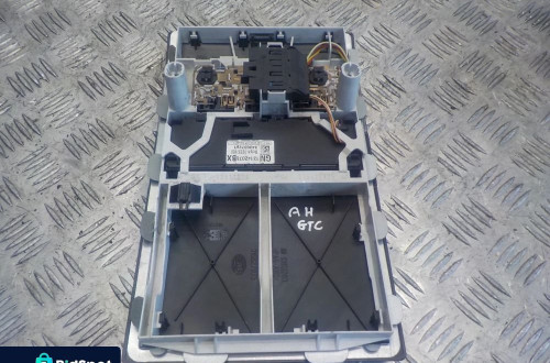 OPEL ASTRA H GTC LAMPKA PODSUFITKI MODUŁ ALARMU