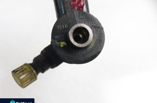 WTRYSKIWACZ OPEL COMBO C  1.3 CDTI 0445110083