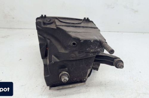 OBUDOWA FILTRA POWIETRZA AUDI A6 C6 4F0133835N