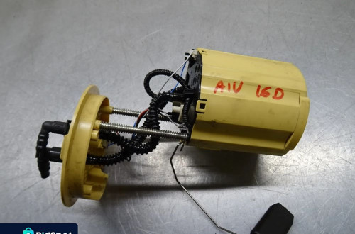 OPEL ASTRA IV J LIFT 1.6CDTI POMPA POMPKA PALIWA 13588662