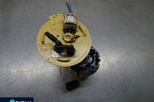 OPEL ASTRA IV J LIFT 1.6CDTI POMPA POMPKA PALIWA 13588662