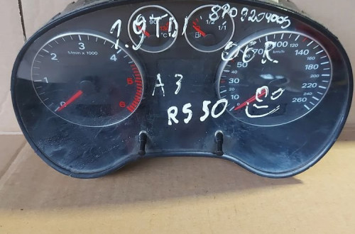 Licznik zegary Audi A3 8P 1.9tdi '06r 8P0920900S