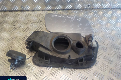 OPEL GRANDLAND KLAPKA WLEWU PALIWA