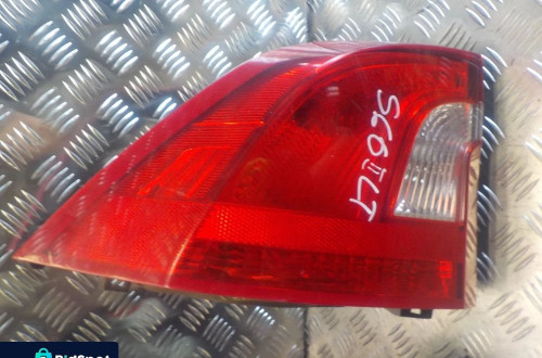 VOLVO S60 II 2.4 D5 LAMPA TYŁ 30796267, 30796268