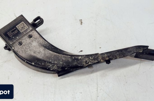 OSŁONA PRZEWODÓW PALIWA AUDI A3 8V 5Q0200059BS