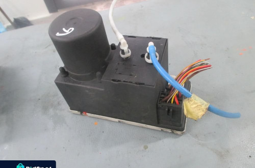 Pompka centralnego zamka Audi A3 A4 8L0862257G