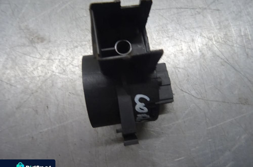 OPEL CORSA C 00-03 3D 1.2B 2AU STACYJKA KLUCZYK WKŁADKA