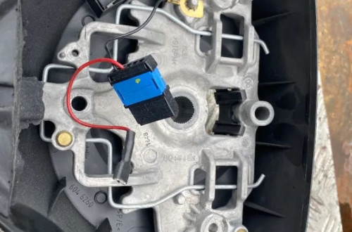 peugeot 207 kierownica 6045458 6046260