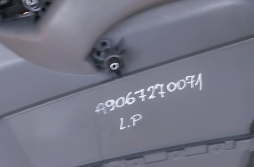 Boczek drzwi lewy przód Mercedes Sprinter 906 A9067270071