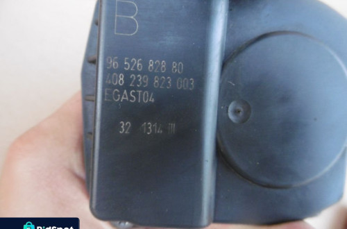Przepustnica CITROEN PEUGEOT 1,8 2,0 16V 9652682880 408239823003