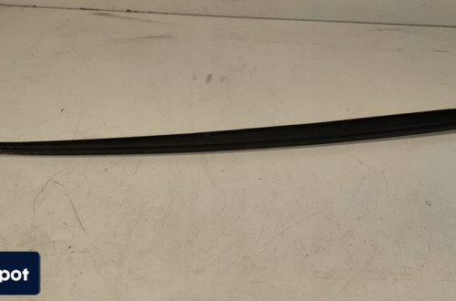 LISTWA ZBIERAJĄCA SZYBY PRAWA AUDI A6 C7 4G0854328