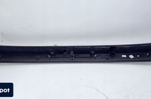 LOTKA SPOILER KLAPY TYŁ AUDI Q7 4L0827933