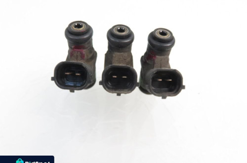 WTRYSKIWACZE SKODA FABIA I 1.2 - AZQ 03E906031