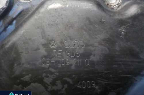 AUDI A4 B8 A5 1.8 TFSI OBUDOWA ROZRZĄDU 06H109211Q