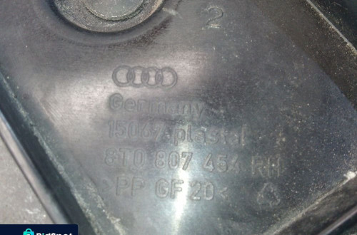 ŚLIZG ZDERZAKA AUDI A5 COUPE PRAWY TYŁ 8T0807454
