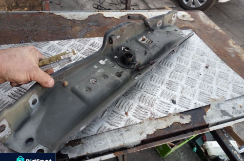 opel astra iii h 2.0b pas wzmocnienie przod przednie