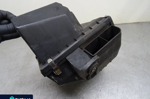 AUDI A4 B5 KOMBI 1.9 TDI OBUDOWA FILTRA POWIETRZA