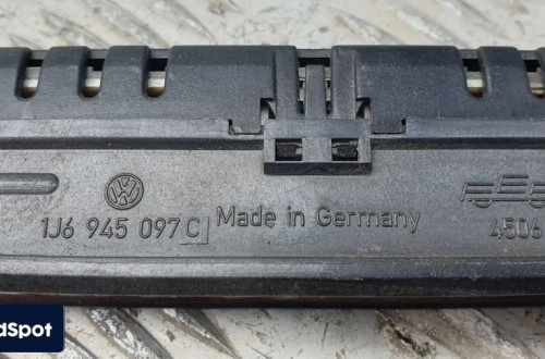 vw sharan galaxy trzecie swiatlo lampka stopu stop 1j6945097c