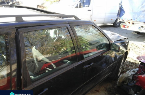 SZYBA PRZEDNIA LEWA LUB PRAWA VOLVO v70 KOMBI 97-00