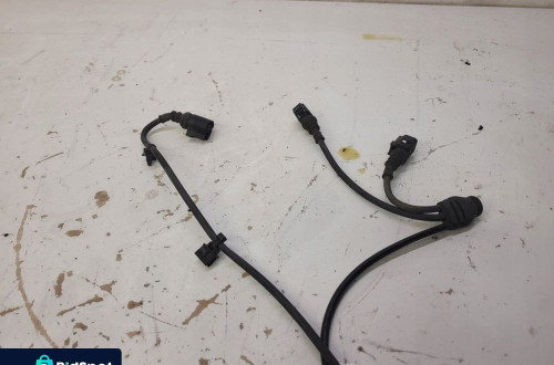 WIĄZKA KABEL ZACISKU PRZÓD AUDI A8 D4 4H0927904B