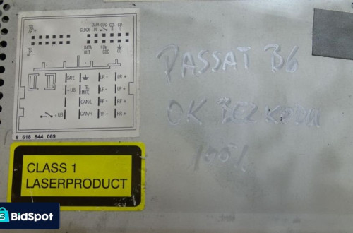 RADIO Z NAWIGACJĄ VOLKSWAGEN PASSAT B6 1.9TDI 1K0035191D