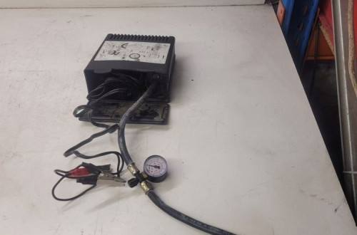 KOMPRESOR POWIETRZA AUDI Q7 VW TOUAREG 7L0012617A