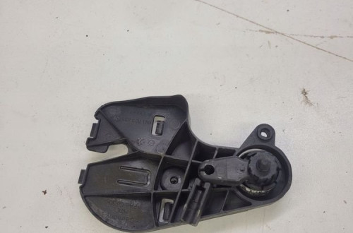 RĄCZKA OTWIERANIA MASKI AUDI A5 Q8 8R1823633A