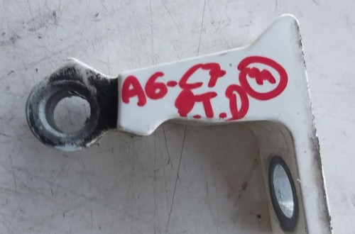 AUDI A6 C7 14r KOMBI ZAWIAS DRZWI PRAWY TYŁ