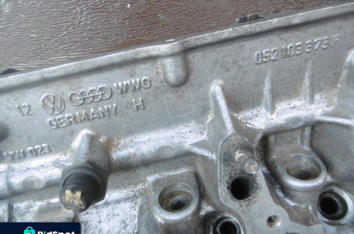 Głowica VW GOLF JETTA 1,3B 052103373F