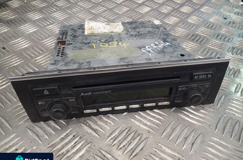 RADIO RADIOOTWARZACZ CD AUDI A4 B7 8E0035186D RADOM