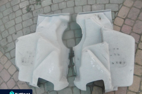 Wykładzina boczek bagażnika MERCEDES W124 COUPE