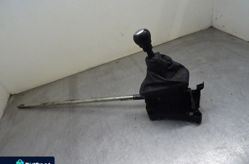 OPEL CORSA C 00-03 3D 1.2B 2AU WYBIERAK BIEGÓW