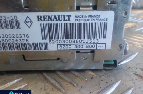 RENAULT SCENIC II RADIO FABRYCZNE CD 8200300860