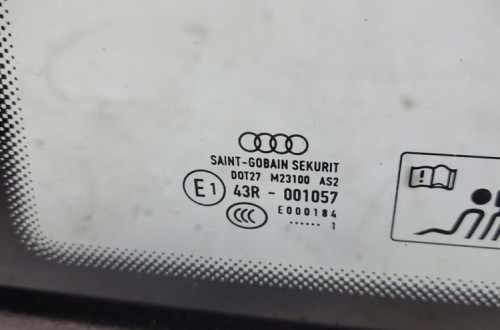 SZYBA KAROSERYJNA AUDI A1 8X3 3-DRZWI L T 2011R