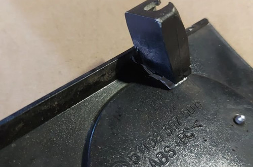 Wlot powietrza prawy bok BMW Z3 51138397506