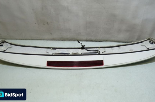 SPOILER LOTKA ŚWIATŁO STOPU SEAT LEON 1.9 1M6827933E