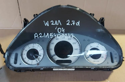 Mercedes W211 2.7d '04r licznik zegary A2115409247