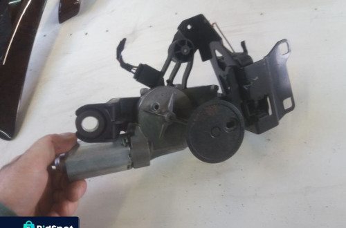 bmw e91 mechanizm silniczek wycieraczk tyl klapy 8218849 0390201597
